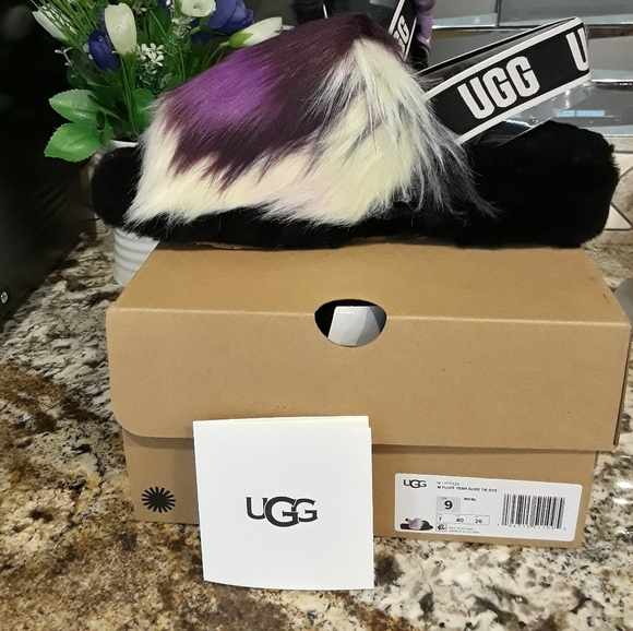 New! UGG FLUFF YEAH TIE DYE SLIDE SLIPPERS SIZE 9 WOMEN'S, NEW IN A BOX - Picture 2 of 2